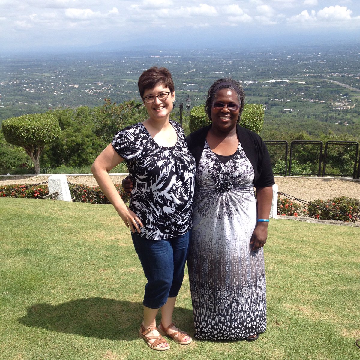 June Adams and Dr. Parrill represent CU Global Public Health Nursing MSN in the Dominican Republic.<a href="/CedarvilleGHM/">CU GPHN program</a>