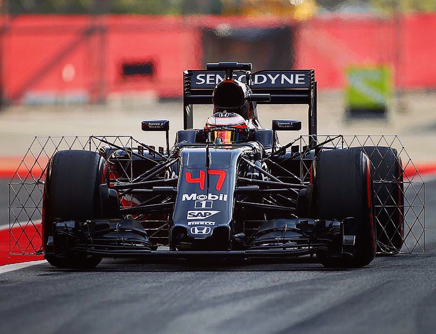 Good day in the office! Great to be back in the <a href="/McLarenF1/">McLaren Mastercard Formula 1 Team 🧡</a> car after Bahrain! #McLarenHonda #F1Testing