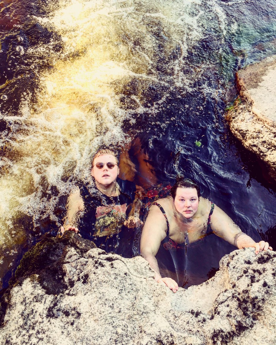 HUNGRY BITCH ARTIST MUST ALWAYS GO TO THE RIVER AND PRAY💦🙏🦄