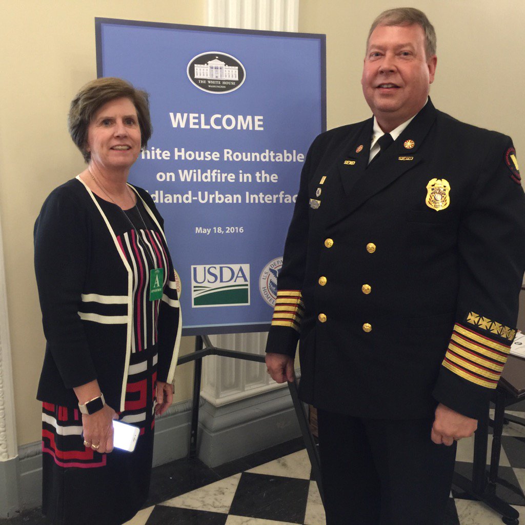 Lorraine Carli, NFPA and Dwayne Garriss, ICC at White House talk about Firewise and IWUIC @ICC_GR @IccFire @NFPA