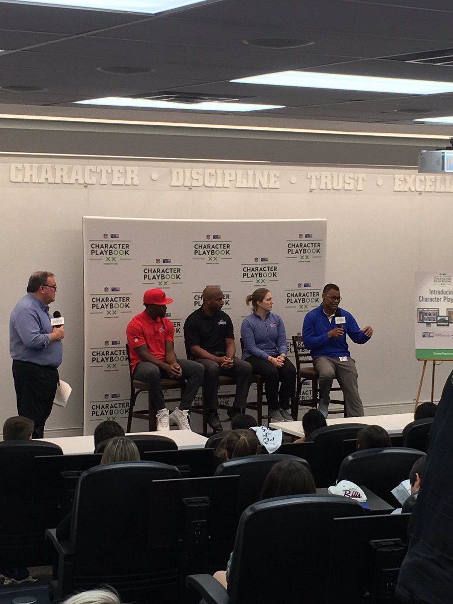 .@TyrodTaylor @marlonkerner46 @MinisterTrapp & Coach Smith here to launch #CharacterPlaybook