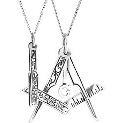 BonnieBootman's tweet photo. $34.99 Off #BlingJewelry Bling Jewelry Mens 925 Silver Masonic Emblem Foldable Freemason Necklace 16inhttp://jcanno… https://t.co/CdeNEWjTSe