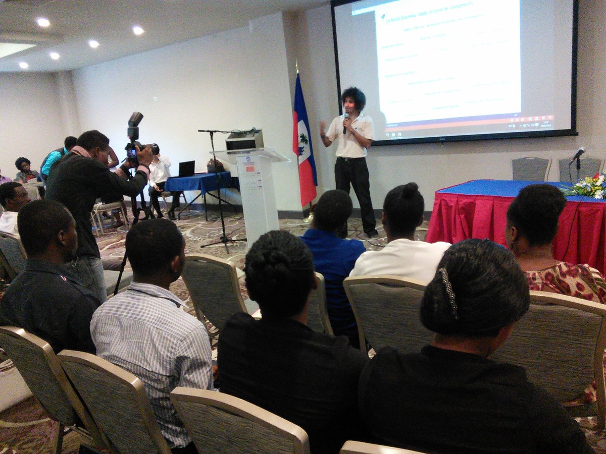 PAPSW_Tech's tweet image. Question and answer session #Yunus  #its all in the photo
# PaP Startup week
# PAPSWTech
# PAPSW