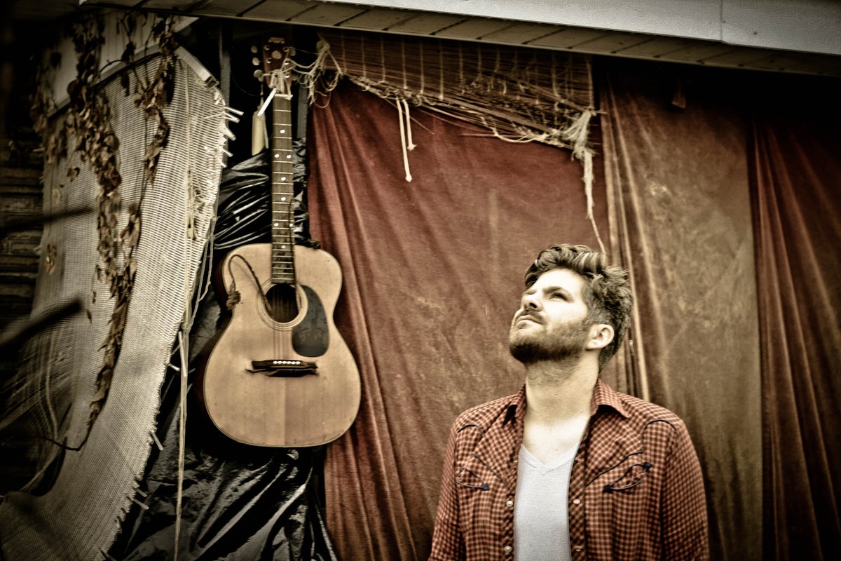 mercylounge's tweet photo. RT for a chance to win tix to @whistles_bells on 5/27! #FreeTixTuesday https://t.co/XzaKRha6AH