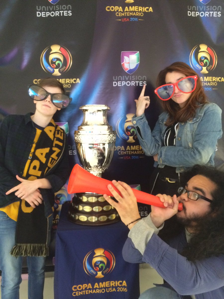 CopaAmerica's tweet photo. A few more fun photos from our visit to @UnivisionSports #CopaTrophyTour https://t.co/VYmyWZ43Ez