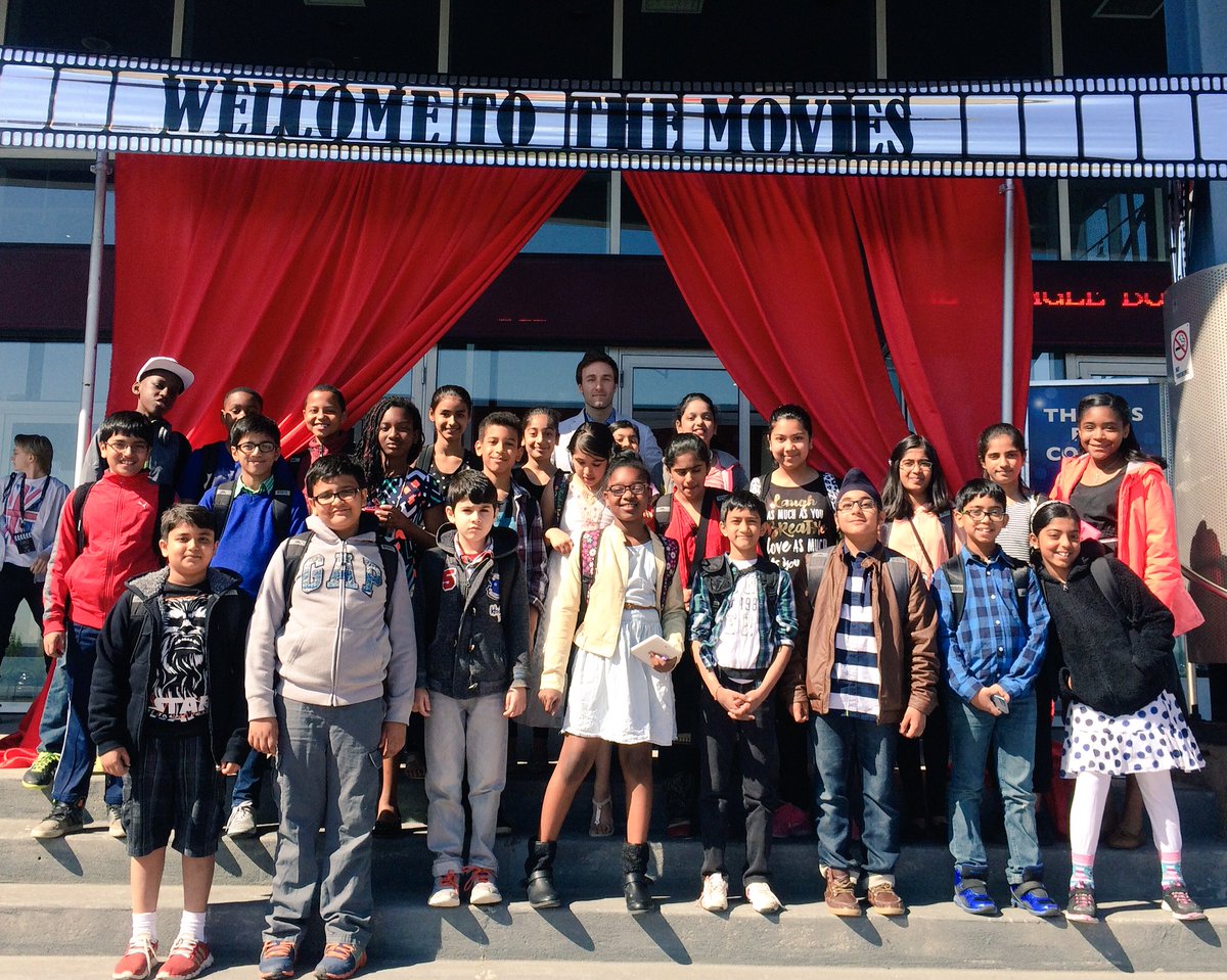 5A walking in on the red carpet at #psff2016... Full movie star treatment! <a href="/JamesPotterPS/">James Potter PS</a>