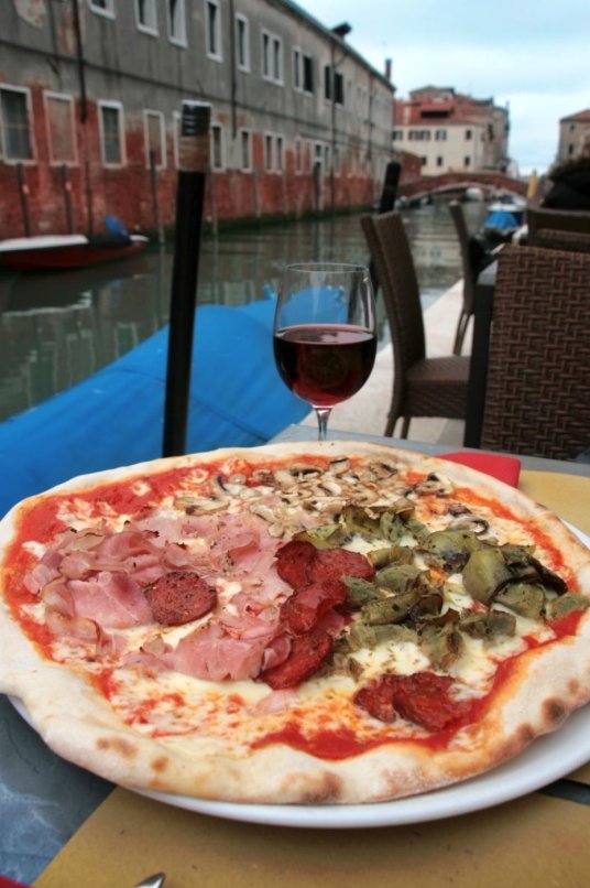 ManzoLiverpool's tweet photo. Love #Italy? Then you MUST love #pizza! It's 2-4-1 until close today! Book at https://t.co/WEhgielQgH or walk-in! https://t.co/b5a39CJlqz