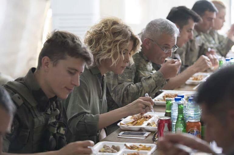 dirligajans's tweet photo. Gülben Ergen Nusaybin’e gitti. https://t.co/itvdUPANMd