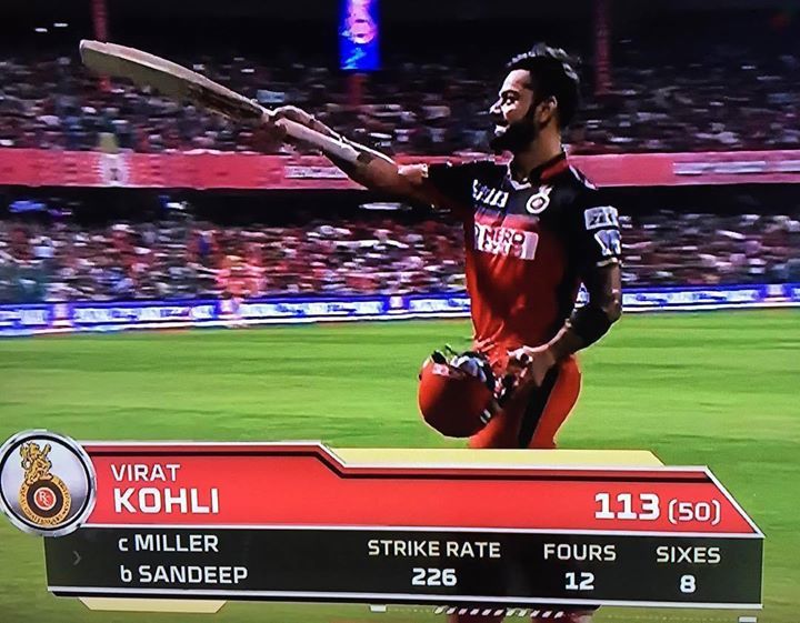 AbToHas's tweet photo. #FbAbToHas_insta Stand up and pay respect @virat.kohli #virat #viratkohli #ipl2016 अछा लगे तो ज़रा लाइक भी कर दिज्य… https://t.co/GSq3cjXhFb
