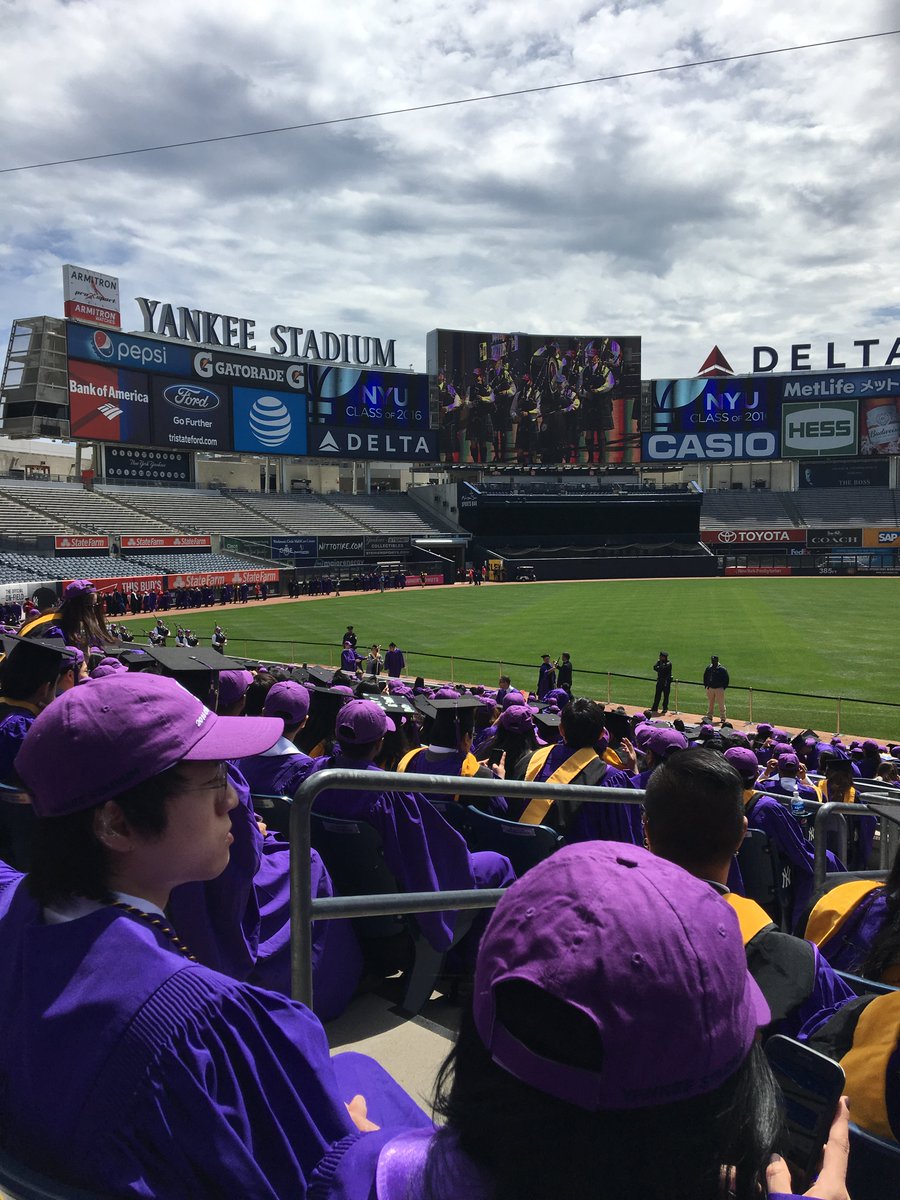 TheHoweDuo's tweet photo. NYU graduation at Yankee Stadium! #NYU2016 #nyucommencement https://t.co/GMo1AH4cwi