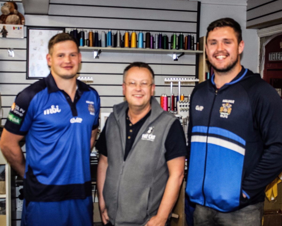 HalifaxPanthers's tweet photo. SPONSOR SPOTLIGHT:

Jacob and Luke paid @FatCatPrint a special visit last week. Read here: https://t.co/RX2gGCJvt5 https://t.co/ONXQfYjUAR