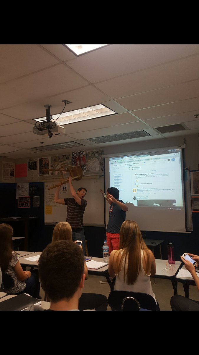 Max__Morrison's tweet image. This is what happes if you talk in Mr.Jordans class.😂