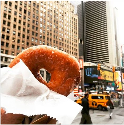 Bectran's tweet photo. Today is THE perfect day for doughnuts. Jealous of @PressPhotoNet's adventure in NYC for our video #WistfulWednesday https://t.co/Q4QOl1zLGw