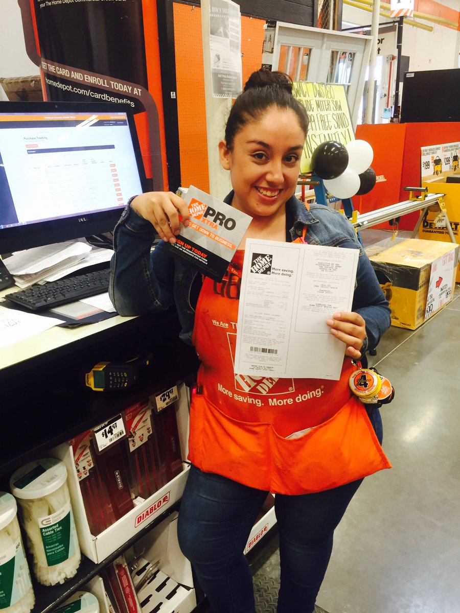 prodesk8976's tweet photo. 💥Great job Gemma💥she sold 100 gallons of paint using pro direct program.🚚 @HD8976Kendra @RyanJBlaque @8976SASM https://t.co/pAjjzhLjI0