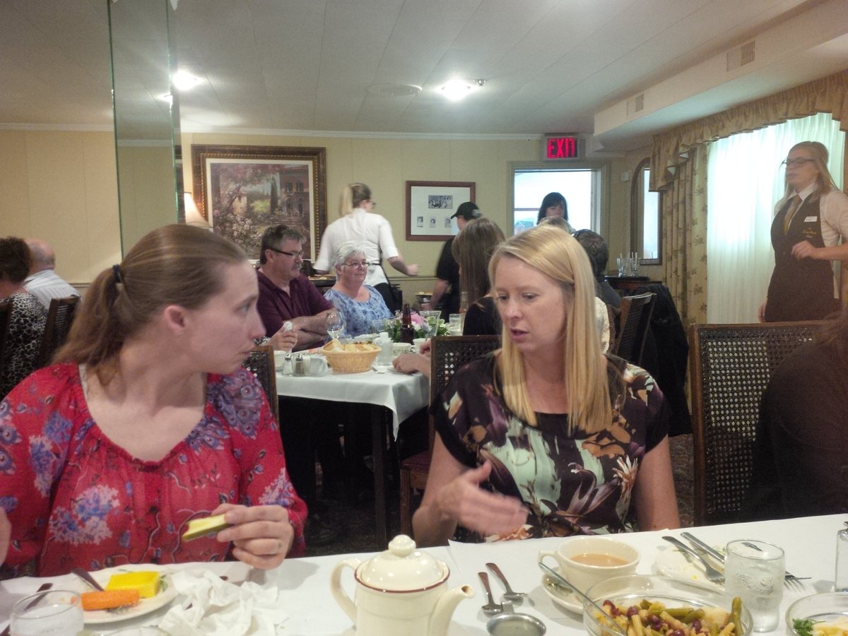 REMAXGreg's tweet photo. #REMAX Erie Shores Realty 2015 Awards lunch today at the @ErieBeachHotel @inportdover @REMAXca #perch #ilovenorfolk https://t.co/16DJCcgBjo