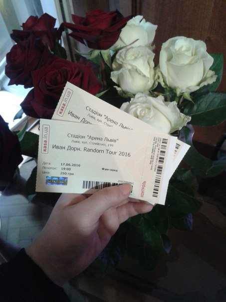 Karvanysya's tweet photo. мені не віриться,що я там буду 😍😍😍
#randorntour2016 https://t.co/uUAmAiqWQT