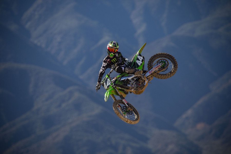PCraceteam's tweet photo. .@AdamCianciarulo returns to racing for the 2016 @ProMotocross Season! #pcraceteam #MX #motocross https://t.co/wCvKZ8zJme