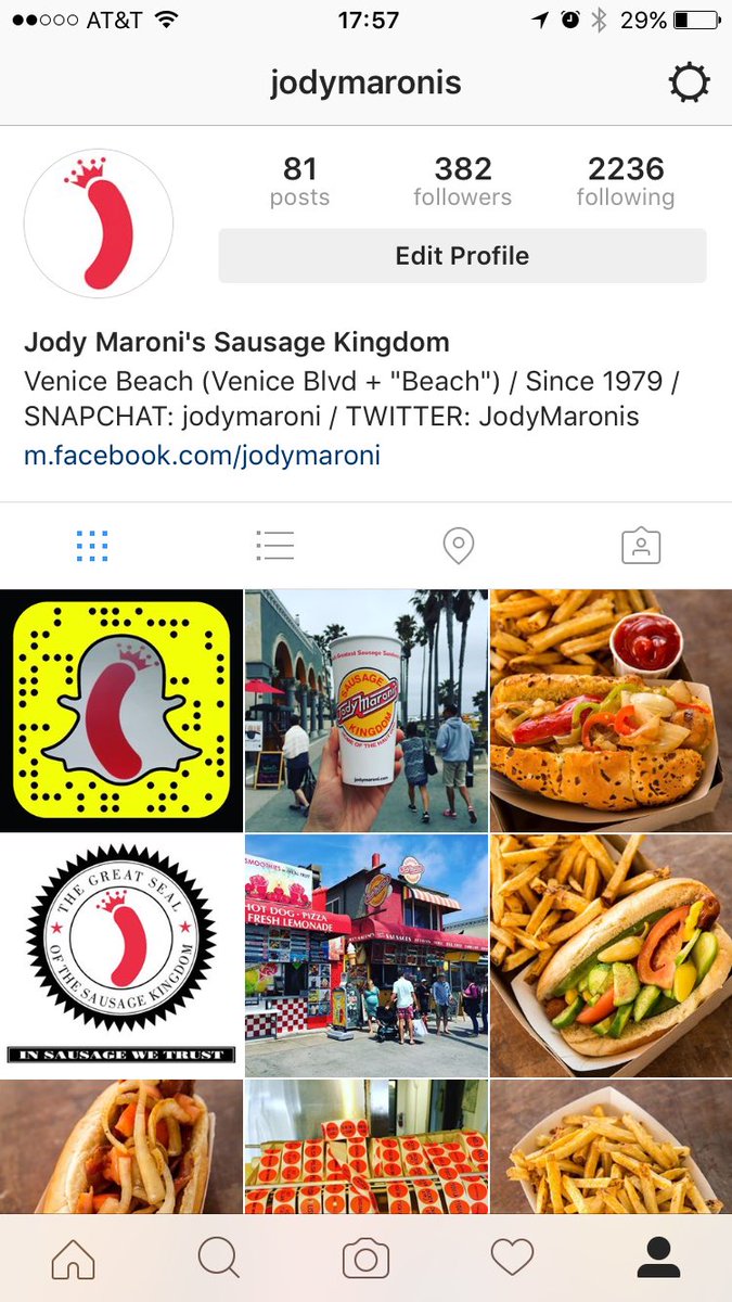 Our INSTAGRAM is on fire! Follow us for mouth watering content and inspiration for your next meal at Jody Maroni's!