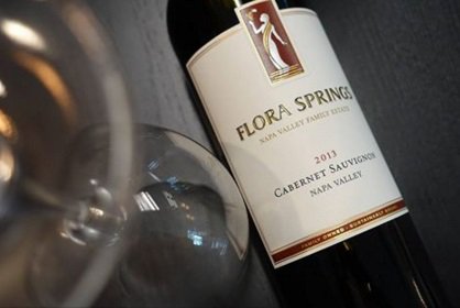 FloraSprings's tweet photo. Celebrating #winewednesday for all you #cablovers. #CabernetSauvignon #redwine #wine #wineglass #wineoclock https://t.co/4lT73epx0G