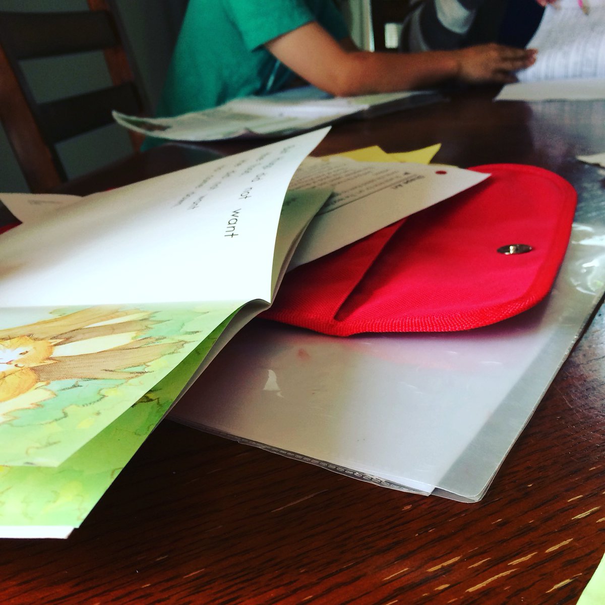 bwashi123's tweet photo. #homework #sucks #bitemytongue https://t.co/DdC1cAcloU