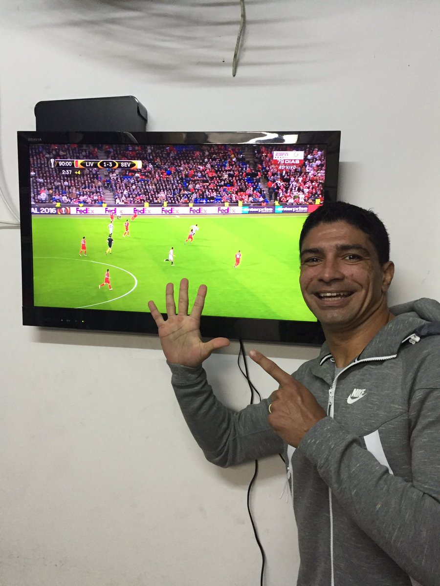 Renato Florencio tweet media