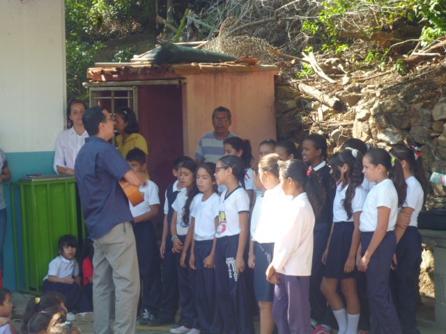 SChiguara's tweet photo. Conc. Coro Módulo "Las Mesitas" y "Simón Rodriguez" 12/05 @elsistema https://t.co/2W57TlyA4y