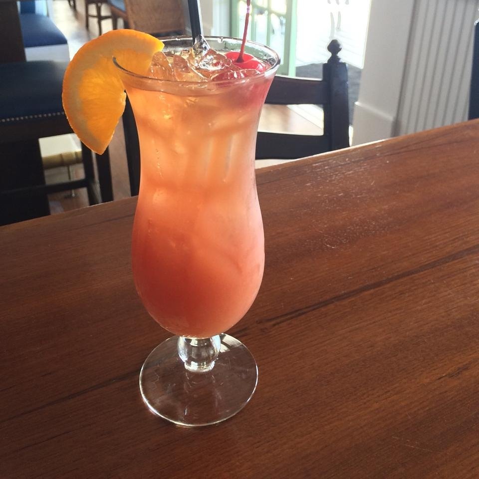 After a long day there's nothing better than an #AbsolutStress @tiastopside #HappyHour #DrinkLocal