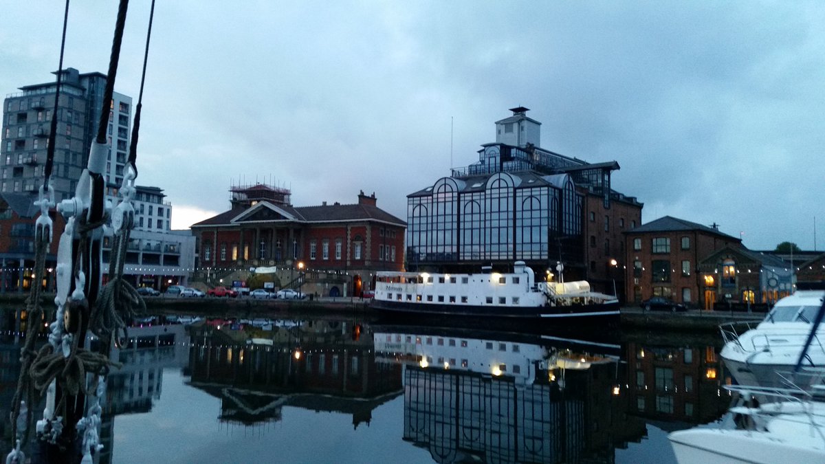 A fantastic evening network event on board @VictorBargeWes along the Orwell