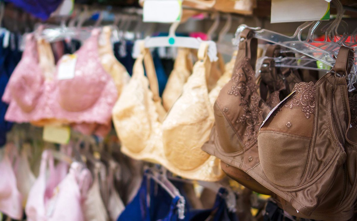 ScaryMommy's tweet image. The #SecondPuberty That Occurs Between 40 And 41 – buff.ly/22ef8bP @nixgilbertca