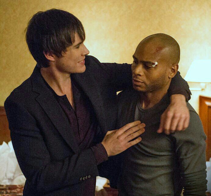 amypeck2011's tweet photo. #missthefollowing #1yearon #savethefollowing #TheFollowingForever https://t.co/O0dXxE3TdR