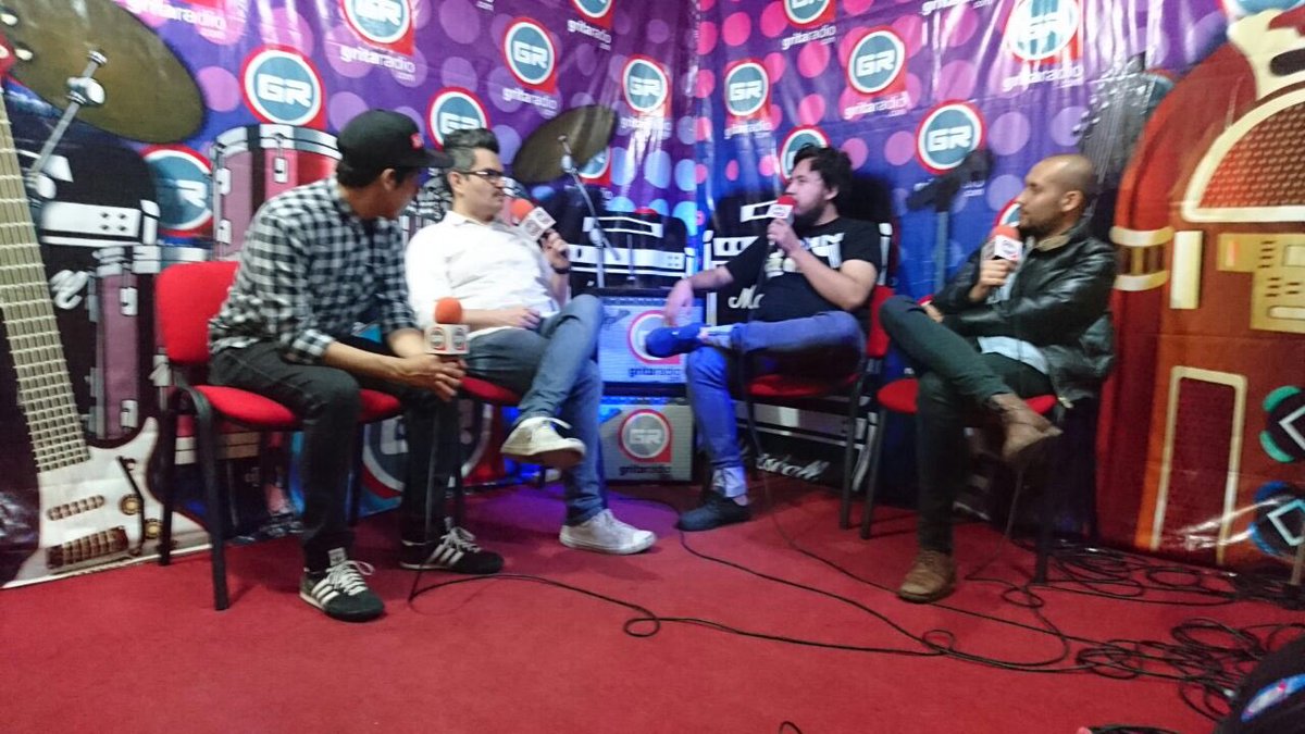 NotYetEntertain's tweet image. @AdiosParismx en @Gritaradiomx #Enloquecido camino al @ForoIndierocks #NotYetPresenta