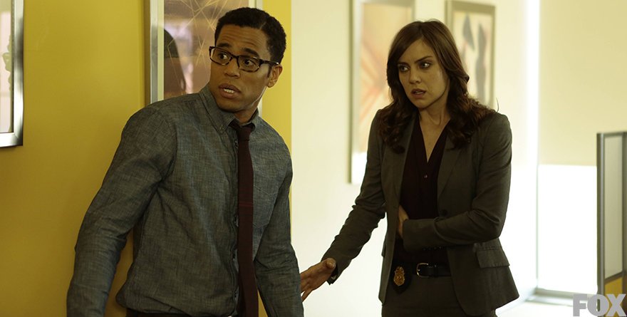 amypeck2011's tweet photo. #missthefollowing #1yearon #savethefollowing #TheFollowingForever https://t.co/fIufpVOlrS