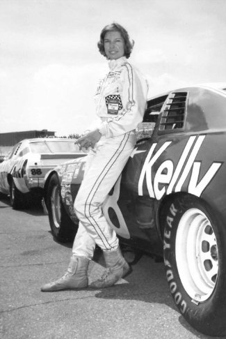 Today in 1977, Janet Guthrie became the 1st woman to drive in the #Indianapolis500. #NASCAR #AutoHistory
