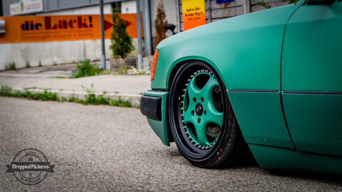 DroppedPictures's tweet photo. #mercedes 
#BestOfTheWeek 
#lowcars 
#picoftheday 
#photographer 
#cars
#droppedpix https://t.co/U73LdUMw2D
