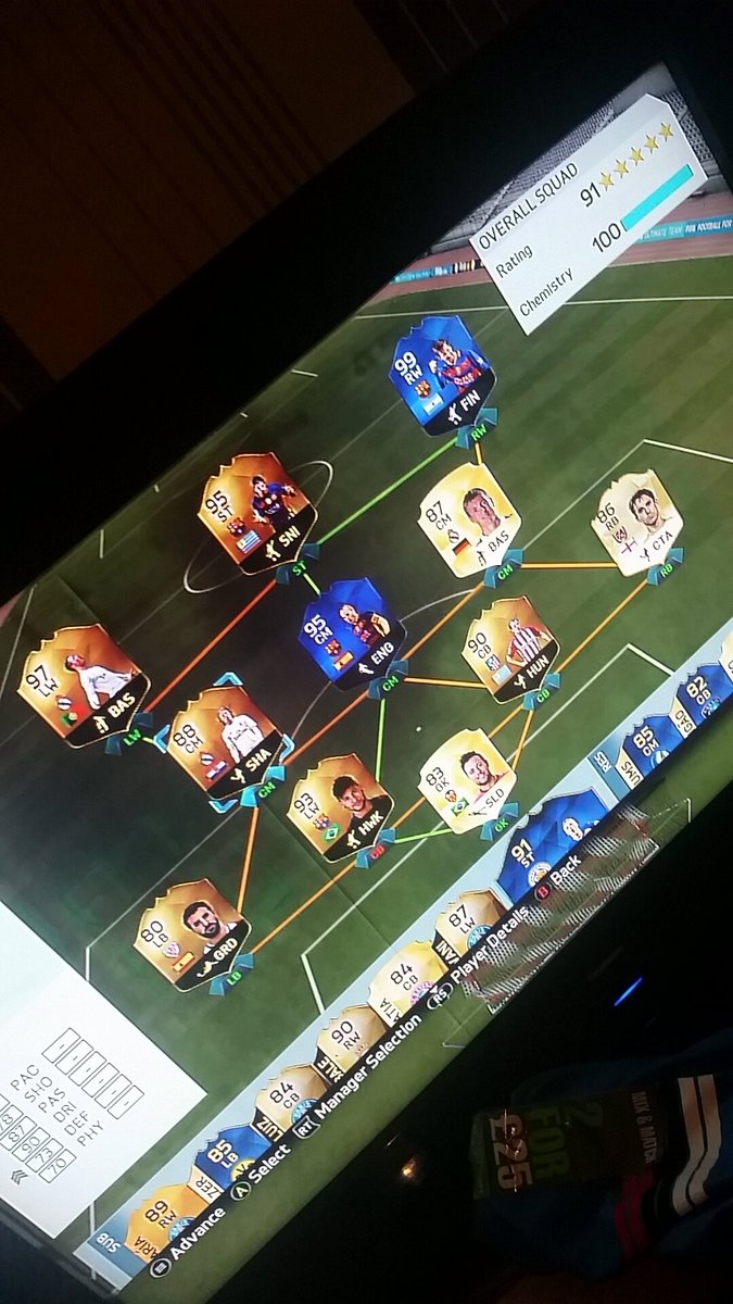 TalksSportEthan's tweet photo. @MattHDGamer @TwoSyncOfficial @wroetoshaw if any of u want to use it for a video dm me @JMXFifa #191draft https://t.co/zEE6W36T8e