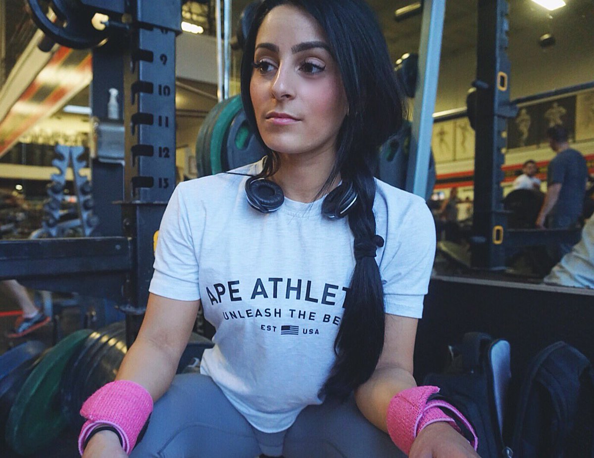 Gym Confessions tweet media