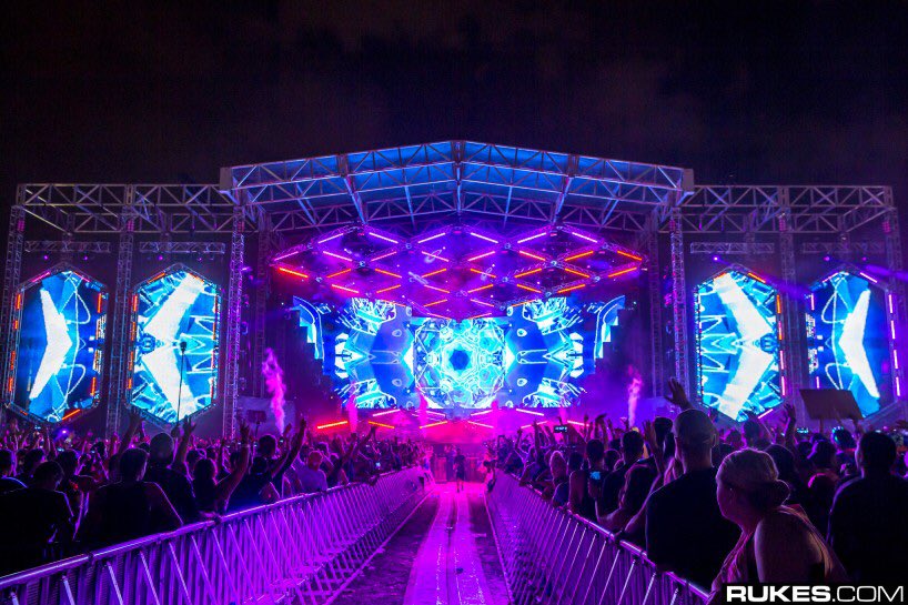 OurPLURFamily's tweet photo. RT for a chance at 2 FREE #SCMF2016 tix‼️
☀️ Ends 8/15
Promo Code: PLURFAMILY
Discount Link: https://t.co/YMXlVWD1SC https://t.co/PeEW7GfrsB