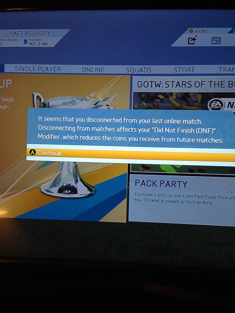 ARCT1C10's tweet photo. @EASPORTSFIFA Iv just been disconnected from my draft match when I used points wondering if could be refunded. https://t.co/y0oV09n2nf