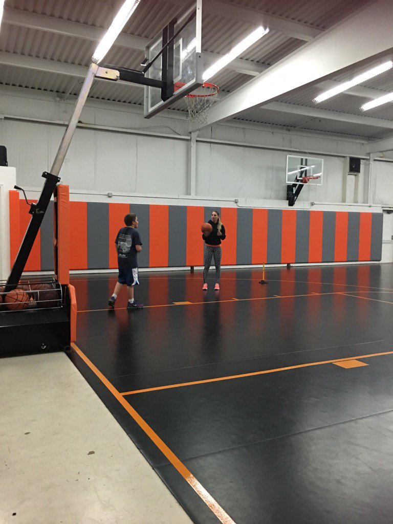 AnneCarnathan's tweet image. Pounding the hoops with Walker and Gabby #NextLevelBasketball