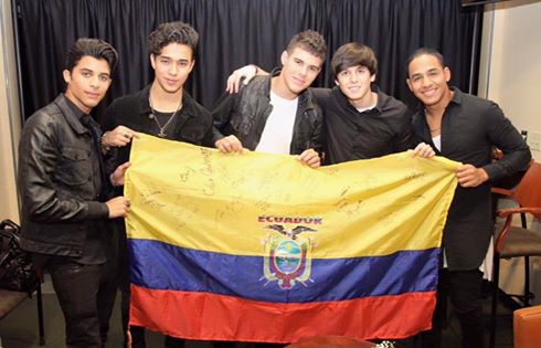 karlacevallos15's tweet photo. #CNCOenelEXA2016 #Wapotes las #CNCOwners los esperamos con los brazos abiertos @CNCOmusic♥#Quisiera♫quevenganpronto♥ https://t.co/Dej8eU2xqe