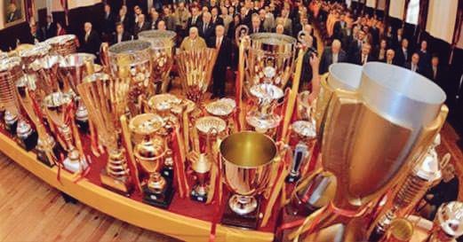 Uluslararası  Müze Günü kutlu olsun! Türkiye’nin  kupalarla en dolu müzesi olan Galatasaray  Müzesi sizleri bekliyor