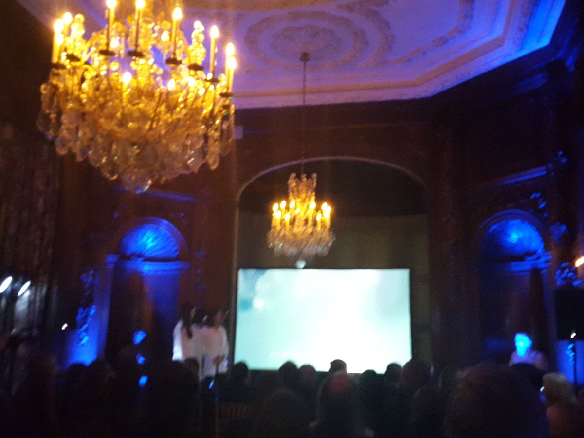 sami_torre's tweet photo. #disruptive #brandstorm2016 #loreal https://t.co/sebMhH7g4h