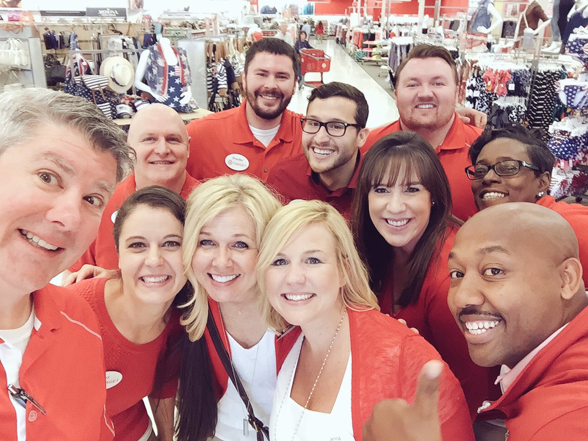 geax1906's tweet photo. Great visits in Chattanooga with the Group team! T1302 T2053 T2367 #6Pack @MelissaStanner @abbyrohrer84 @AmyMaigret https://t.co/rbQ4coCAWt
