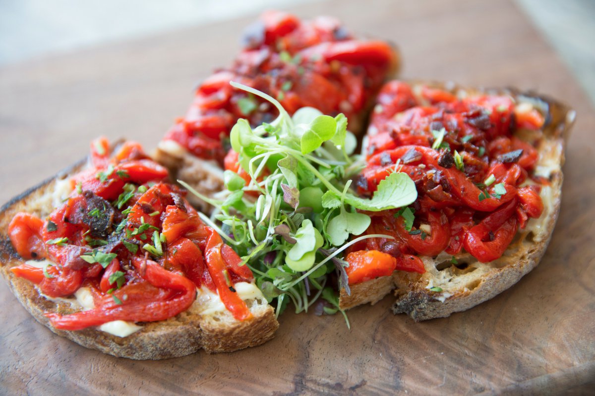 Saltyard's tweet photo. #roastedredpepper #bruschetta #visualfeast #actuallydelicious #saltyardatl https://t.co/SZULJsgtvF