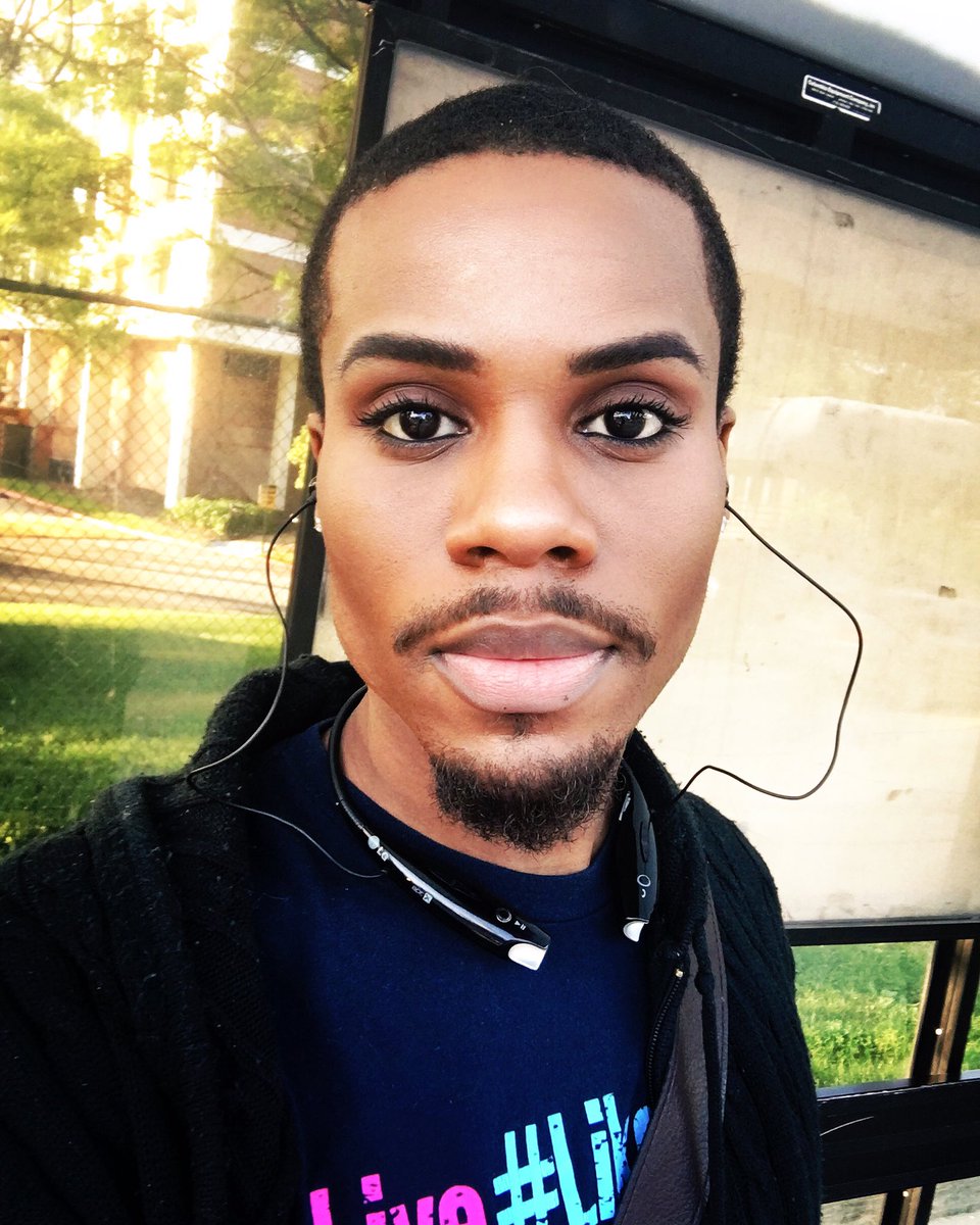 BryanPhase's tweet image. Beat from the other day. #mac #maccosmetics #nyx #lancome #contouring #highlighting #smoky #lashes #beat #love #slay