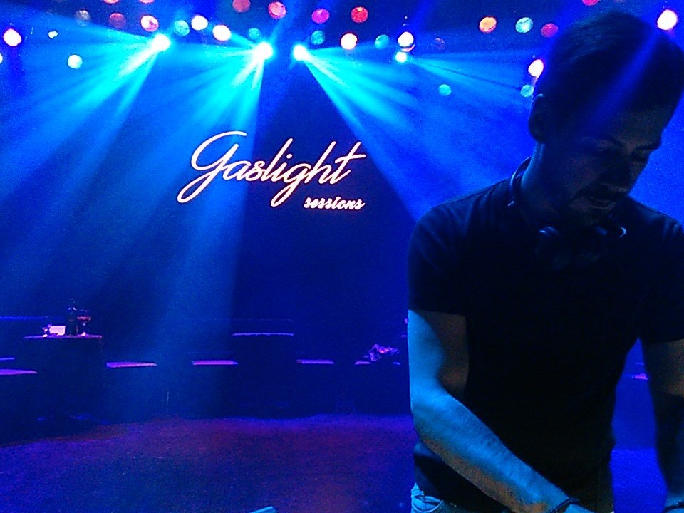 MarcCanet's tweet photo. Nou dimecres de #gaslightsessions amb @jordiveliz. Les nits de dimecres son de @flaixfm i @LuzdeGasClub !! https://t.co/XG4BpgHYnf