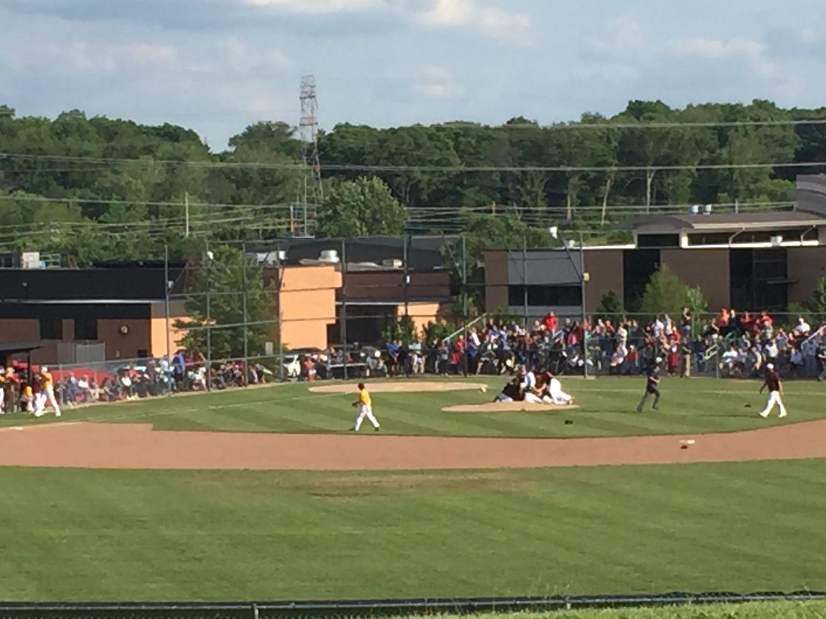 PCH_SuperFan's tweet photo. The boys are district camps.
#LetsHaveAGoodPractice #Brad
π΄πβΎοΈπ΄ https://t.co/xtF987nSiC