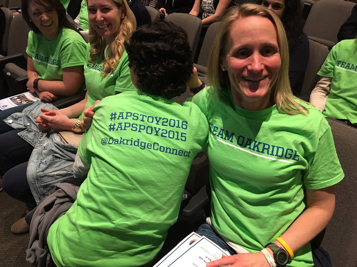 jameslander's tweet photo. #TeamOakridge apparently doesn't include me...@OakieOnTheMove @OakridgeConnect @SuptPKM @APSVaSchoolBd https://t.co/S2ZFJm8m6H