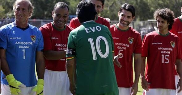 Dayoscape's tweet photo. New FIFA President Gianni Infantino joins football legends and Bolivian… https://t.co/vZMLm0Bcx1 #Prouddamblog https://t.co/RcmnPFJClw
