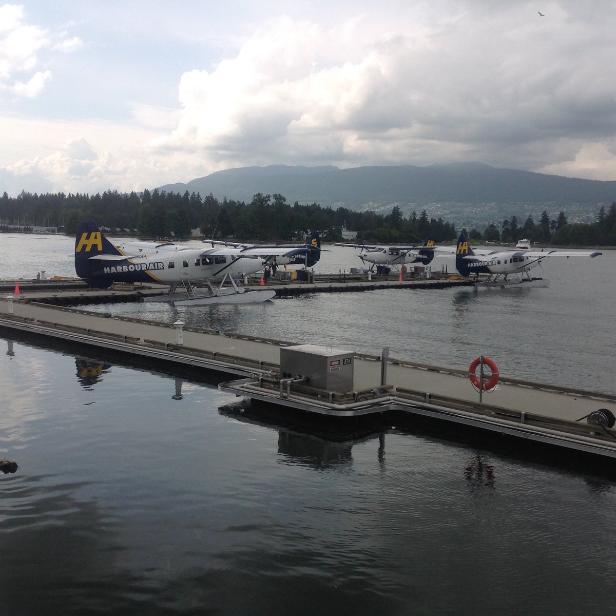 Alan_Kilpat's tweet photo. Leaving #callacbd2016 on one of these float planes! https://t.co/GOdbVGc8a5